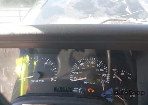 2001 Jeep Cherokee Sport z USA, uszkodzony, nr VIN 1J4FF48S51L533302